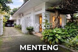 Hot Offer Hunian Mewah Ideal dan Luas di Menteng, Jakarta Pusat Hot Offer Hunian Mewah Ideal dan Luas di Menteng, Jakarta Pusat