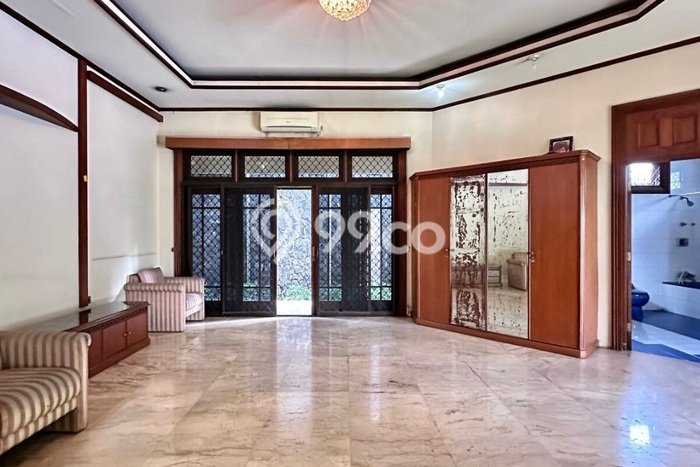 Rumah Elit LB 1070m2 Siap Huni Desain Elegan di patra kuningan, Jakarta Selatan Rumah Elit LB 1070m2 Siap Huni Desain Elegan di patra kuningan, Jakarta Selatan