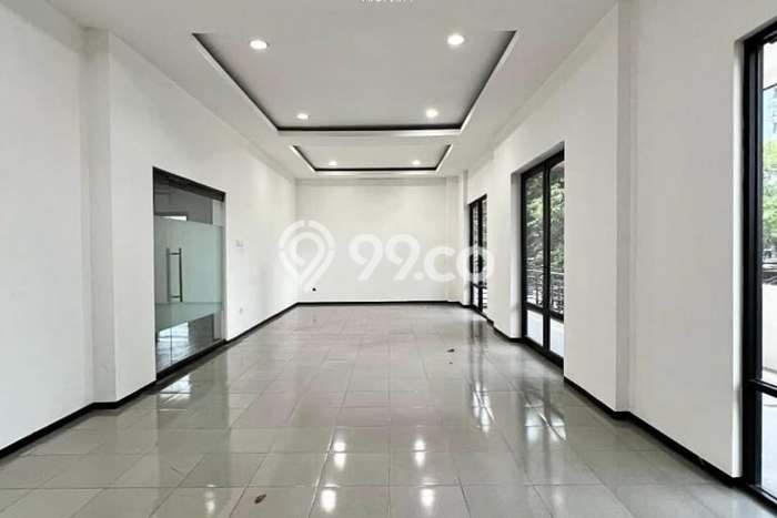 Kantor Dijual di Prime Area Jakarta Selatan Luas 1500m2 Kantor Dijual di Prime Area Jakarta Selatan Luas 1500m2