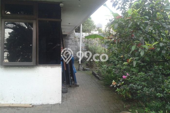 Dijual Hunian Mewah dengan Fasilitas Sekitar Komplit di Babakan Ciparay, Bandung Dijual Hunian Mewah dengan Fasilitas Sekitar Komplit di Babakan Ciparay, Bandung