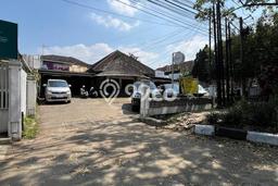 Rumah Mewah LT 880m2m² Dekat Pusat Kota di Supratman, Bandung Rumah Mewah LT 880m2m² Dekat Pusat Kota di Supratman, Bandung