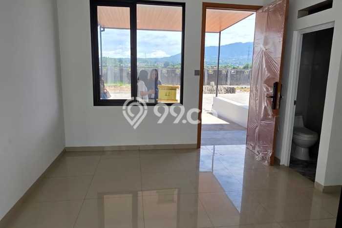 Rumah Asri di Padalarang, Dekat Padalarang, Bandung Barat, Bandung Barat - 3 KT Rumah Asri di Padalarang, Dekat Padalarang, Bandung Barat, Bandung Barat - 3 KT