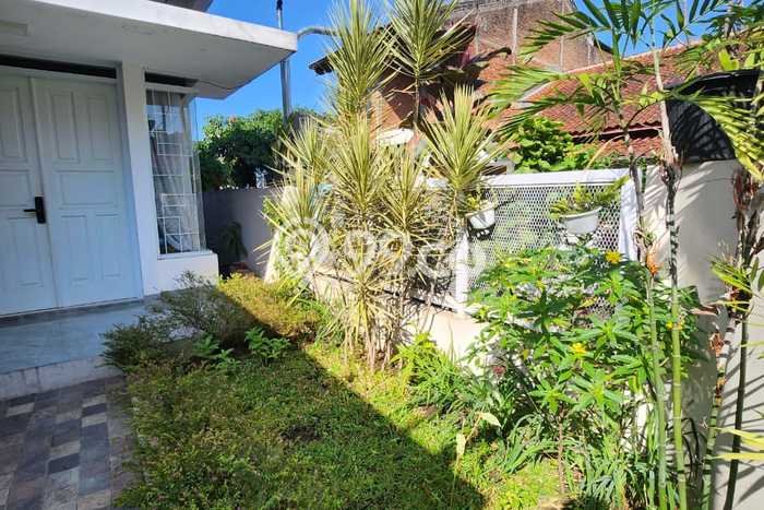 Dijual Rumah 3 Kamar Lokasi Ideal Nyaman dan Strategis di Antapani Dijual Rumah 3 Kamar Lokasi Ideal Nyaman dan Strategis di Antapani