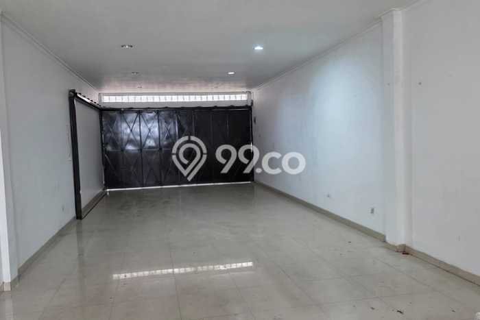Disewakan Ruko di Kawasan Ramai Kopo Luas 235m2 Disewakan Ruko di Kawasan Ramai Kopo Luas 235m2