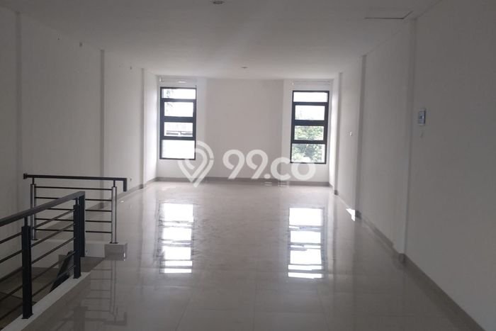 Dijual Ruko di Batununggal Bandung LT 150m2 / LB 236m2 Dijual Ruko di Batununggal Bandung LT 150m2 / LB 236m2