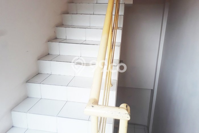 Ruko Disewa di Bandung dengan LB 200m2 Area Komersial Ramai Ruko Disewa di Bandung dengan LB 200m2 Area Komersial Ramai