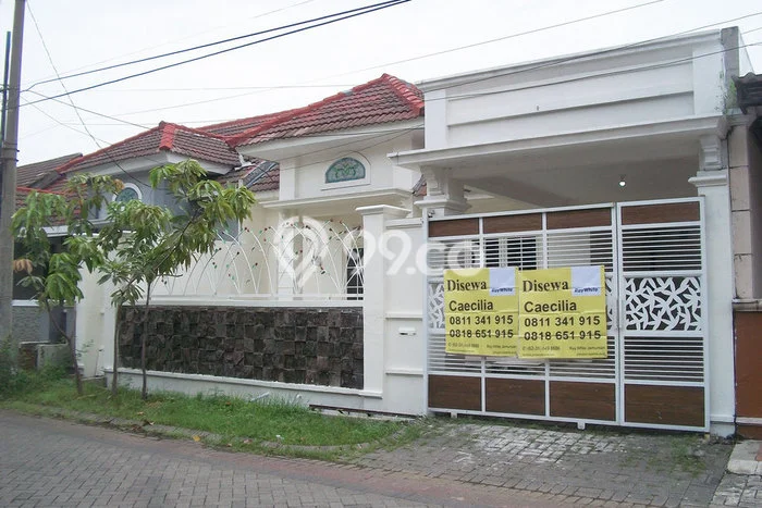 BEST LOCATION! Rumah kawasan Waru, Akses ke Tol, 3 KM, LT 200m2m² Bangunan 180m2m² BEST LOCATION! Rumah kawasan Waru, Akses ke Tol, 3 KM, LT 200m2m² Bangunan 180m2m²