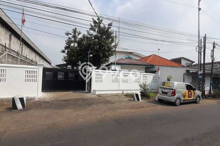 Gudang Paling Dicari LB 2000m2 Dijual di Buduran Gudang Paling Dicari LB 2000m2 Dijual di Buduran