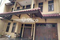 Dijual Rumah Mewah Elegan Dengan View Eksklusif di Ngagel, Surabaya Dijual Rumah Mewah Elegan Dengan View Eksklusif di Ngagel, Surabaya