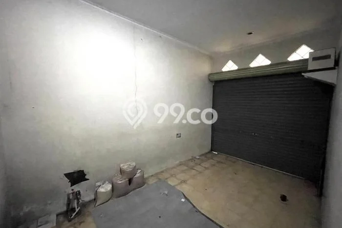 Disewakan Rumah Harga Terjangkau di Jelambar Jakarta Barat Punya 4 Kamar Tidur Disewakan Rumah Harga Terjangkau di Jelambar Jakarta Barat Punya 4 Kamar Tidur