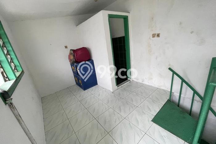 Disewakan Rumah Murah di Jelambar Jakarta Barat dengan 2 KT Disewakan Rumah Murah di Jelambar Jakarta Barat dengan 2 KT