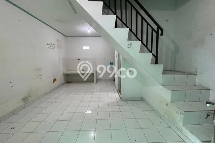 PRIME AREA! Rumah di Jelambar, 1 KM, Lingkungan Elite, Luas 33m2m² Bangunan 66m2m² PRIME AREA! Rumah di Jelambar, 1 KM, Lingkungan Elite, Luas 33m2m² Bangunan 66m2m²