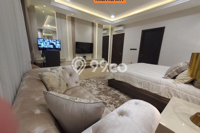 Ready to Use! Premium House LT 280m2 Desain Elegan di Jatikarya Ready to Use! Premium House LT 280m2 Desain Elegan di Jatikarya