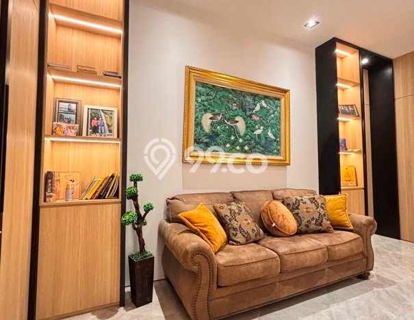 Ruko Dijual di Jakarta Timur LT 70m2 & LB 200m2 Lokasi Terbaik! Ruko Dijual di Jakarta Timur LT 70m2 & LB 200m2 Lokasi Terbaik!