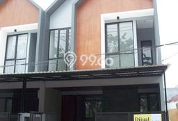 Rumah Nyaman 5 KT Luas Tanah 84m2m² di Sukolilo, Surabaya Rumah Nyaman 5 KT Luas Tanah 84m2m² di Sukolilo, Surabaya