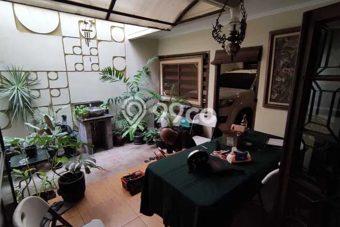 Hunian Eksklusif Siap Huni LT 379m2 di Kembangan, Jakarta Barat Hunian Eksklusif Siap Huni LT 379m2 di Kembangan, Jakarta Barat