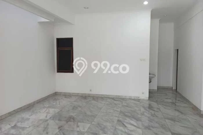Jual Rumah Luas Elegan Dengan View Cantik di Intercon, Jakarta Barat Jual Rumah Luas Elegan Dengan View Cantik di Intercon, Jakarta Barat