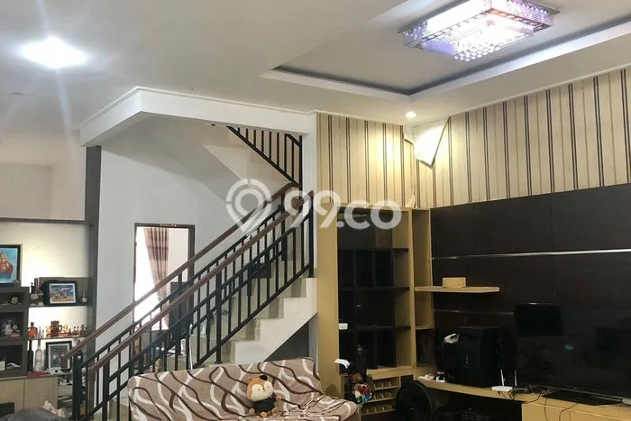 Siap Huni Hunian Elit 3 Kamar di Kebon Jeruk Dekat ke Mana Saja Siap Huni Hunian Elit 3 Kamar di Kebon Jeruk Dekat ke Mana Saja