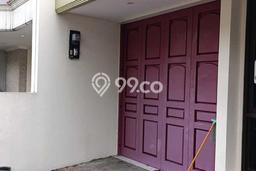 Rumah Disewakan Jakarta Barat LT 162m2 LB 150m2 Area Intercon Rumah Disewakan Jakarta Barat LT 162m2 LB 150m2 Area Intercon