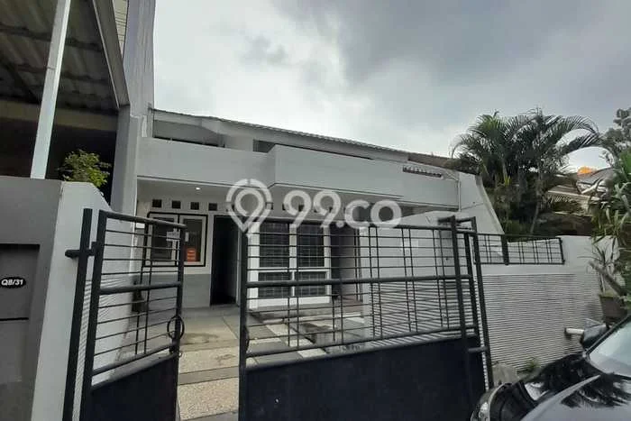 HUNIAN PILIHAN! Rumah di Intercon, 2 KM, Area Strategis, LT 144m² Bangunan 97m² HUNIAN PILIHAN! Rumah di Intercon, 2 KM, Area Strategis, LT 144m² Bangunan 97m²