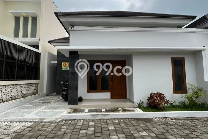 DIJUAL CEPAT! Rumah Depok, Sleman, Luas 90m2m² Bangunan 65m2m² DIJUAL CEPAT! Rumah Depok, Sleman, Luas 90m2m² Bangunan 65m2m²
