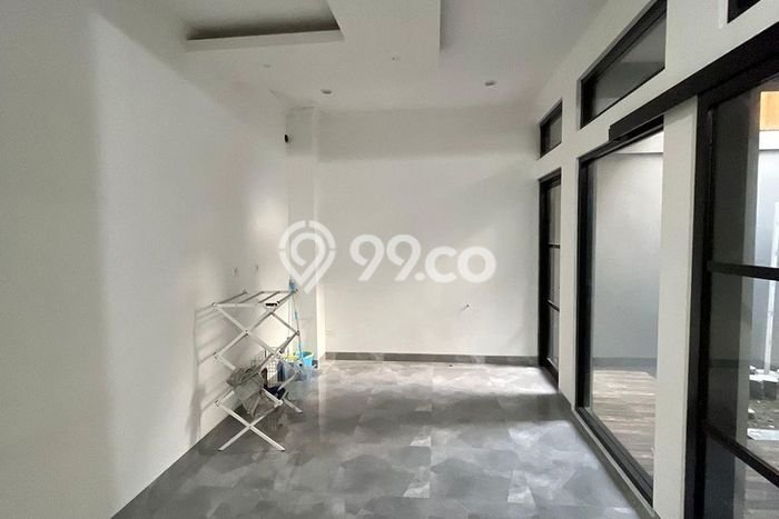 NEW LISTING! Rumah Premium area Depok, LT 138m2m² Bangunan 151m2m² NEW LISTING! Rumah Premium area Depok, LT 138m2m² Bangunan 151m2m²