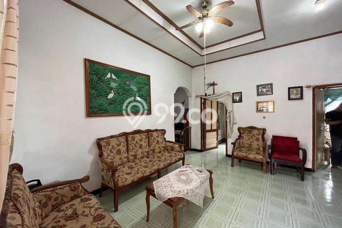 For Sale Rumah 4 Kamar Lokasi Ideal Bagus dan Strategis di Kasihan For Sale Rumah 4 Kamar Lokasi Ideal Bagus dan Strategis di Kasihan