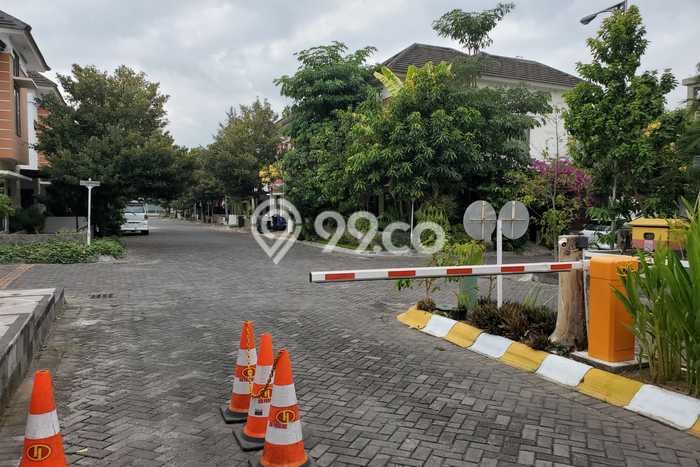 Dijual Hunian Mewah dengan Fasilitas Sekitar Komplit di Depok, Sleman Dijual Hunian Mewah dengan Fasilitas Sekitar Komplit di Depok, Sleman