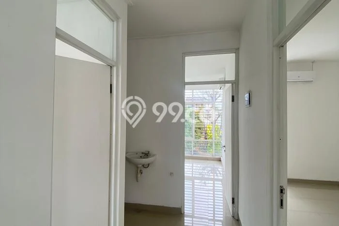 Rumah Luas Asri 3 KT Siap Huni di Bintaro Tangerang Selatan Rumah Luas Asri 3 KT Siap Huni di Bintaro Tangerang Selatan