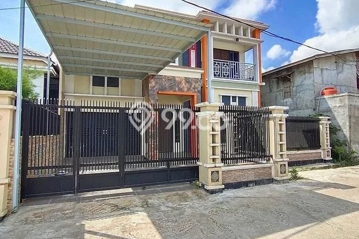 Jual Cepat Rumah 5 KT 4 KM di Kawasan Komersial Pontianak Kota, Pontianak Jual Cepat Rumah 5 KT 4 KM di Kawasan Komersial Pontianak Kota, Pontianak