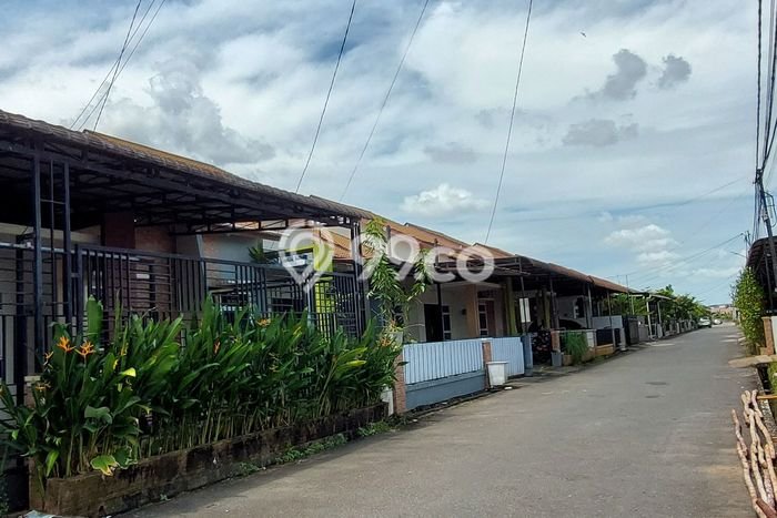 PRIME PROPERTY! Rumah area Pontianak Kota, 2 KM, Lingkungan Premium, Luas 198m² LB 120m² PRIME PROPERTY! Rumah area Pontianak Kota, 2 KM, Lingkungan Premium, Luas 198m² LB 120m²