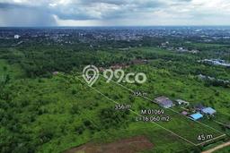 LOKASI STRATEGIS! Tanah di Pontianak Kota, Luas 16060m2m², Kawasan Berkembang, Cocok untuk Investasi LOKASI STRATEGIS! Tanah di Pontianak Kota, Luas 16060m2m², Kawasan Berkembang, Cocok untuk Investasi