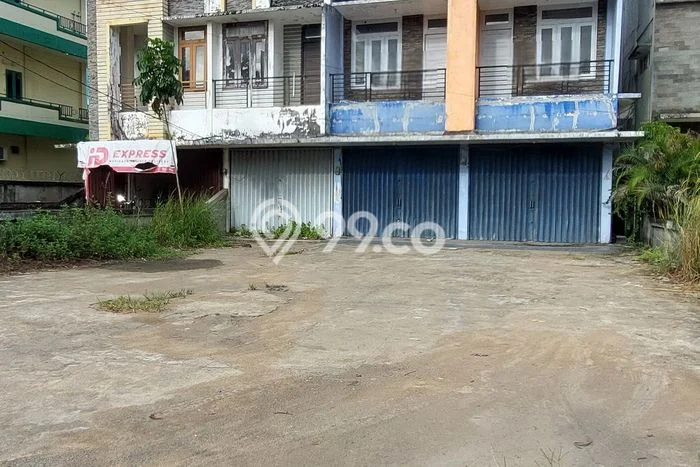 FOR SALE! Ruko di Pontianak Kota Pontianak, LT 128m2, LB 192m2 FOR SALE! Ruko di Pontianak Kota Pontianak, LT 128m2, LB 192m2