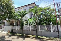 Ready to Use! Luxury House LT 163m2 Desain Elegan di Bintaro Ready to Use! Luxury House LT 163m2 Desain Elegan di Bintaro