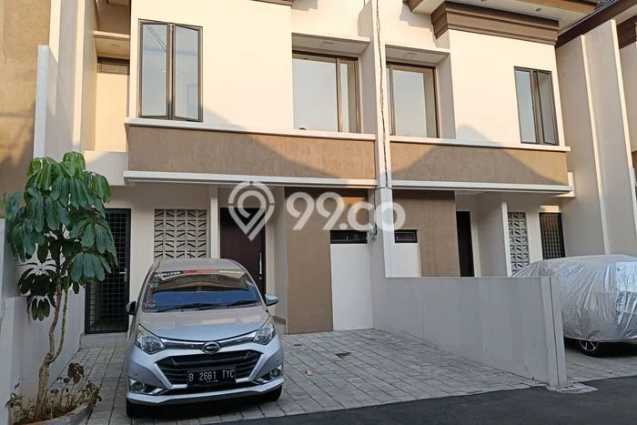 Dijual Hunian Rumah Terawat 3 KT di Lubang Buaya, Jakarta Timur Dijual Hunian Rumah Terawat 3 KT di Lubang Buaya, Jakarta Timur