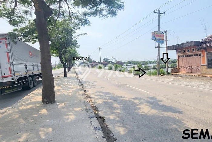 Tanah untuk Dijual Lokasi Kaliwungu, Kendal Luas 8852m2 - Tanah untuk Dijual Lokasi Kaliwungu, Kendal Luas 8852m2 -