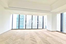Hunian Apartemen Eksklusif untuk Dijual di Jakarta Selatan dengan 4 BR & 5 Kamar Mandi Hunian Apartemen Eksklusif untuk Dijual di Jakarta Selatan dengan 4 BR & 5 Kamar Mandi