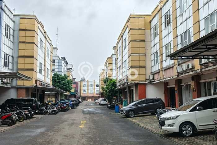 FOR SALE! Ruko di BSD Tangerang Selatan, LT 54m2, LB 150m2 FOR SALE! Ruko di BSD Tangerang Selatan, LT 54m2, LB 150m2