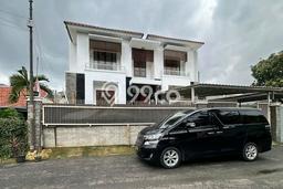 Rumah Sewa Jakarta Selatan LT 430m2 LB 600m2 Kawasan Cipete Rumah Sewa Jakarta Selatan LT 430m2 LB 600m2 Kawasan Cipete