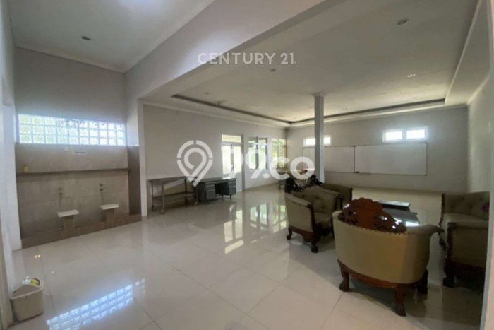 Dijual Kantor di Cileungsi Bogor LT 2170m2 / LB 1152m2 Dijual Kantor di Cileungsi Bogor LT 2170m2 / LB 1152m2