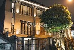 Hunian Mewah Dijual LT 325m2 di Kebayoran Baru, Jakarta Selatan Hunian Mewah Dijual LT 325m2 di Kebayoran Baru, Jakarta Selatan