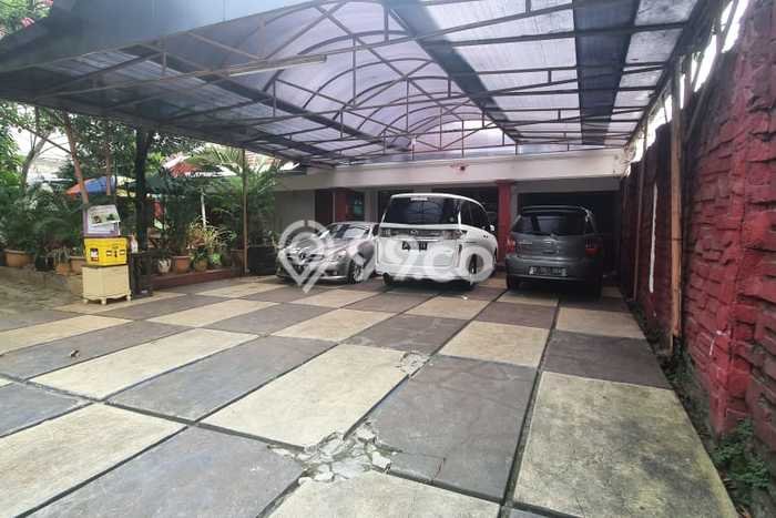 Hunian Elit LB 300m2 Siap Pakai Desain Elegan di Bintaro, Jakarta Selatan Hunian Elit LB 300m2 Siap Pakai Desain Elegan di Bintaro, Jakarta Selatan