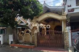 Rumah Luas Asri 3 KT Siap Huni di Graha Raya Tangerang Selatan Rumah Luas Asri 3 KT Siap Huni di Graha Raya Tangerang Selatan