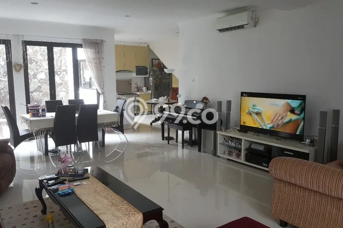Jual Rumah Mewah Elegan Dengan View Cantik di Pondok Ranji, Tangerang Jual Rumah Mewah Elegan Dengan View Cantik di Pondok Ranji, Tangerang