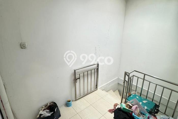 Jual Rumah Eksklusif 2 KT di Cengkareng Barat, Jakarta Barat Jual Rumah Eksklusif 2 KT di Cengkareng Barat, Jakarta Barat