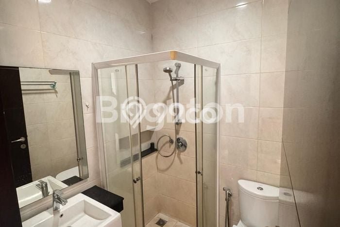 Rumah Strategis Modern Lb 75m2 di Pinang, Tangerang Rumah Strategis Modern Lb 75m2 di Pinang, Tangerang