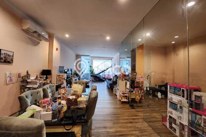 Unit Ruko Dijual di Jakarta Utara LT 203m2 & LB 500m2 Unit Ruko Dijual di Jakarta Utara LT 203m2 & LB 500m2