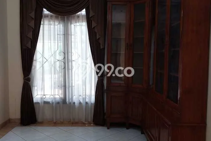 Rumah Kontrakan Jakarta Selatan LT 377m2 LB 250m2 Kawasan Cipete Rumah Kontrakan Jakarta Selatan LT 377m2 LB 250m2 Kawasan Cipete