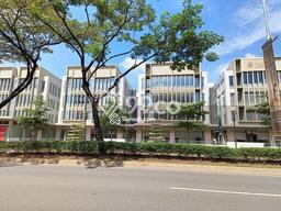 Kantor Bagus Dijual LB 759m2 Lokasi Strategis Tangerang Area Cocok untuk Bisnis Kantor Bagus Dijual LB 759m2 Lokasi Strategis Tangerang Area Cocok untuk Bisnis