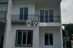 Rumah 4 KT 3 KM Fully Furnished di BSD Kencana Loka, Dekat Supermarket, Tangerang Rumah 4 KT 3 KM Fully Furnished di BSD Kencana Loka, Dekat Supermarket, Tangerang